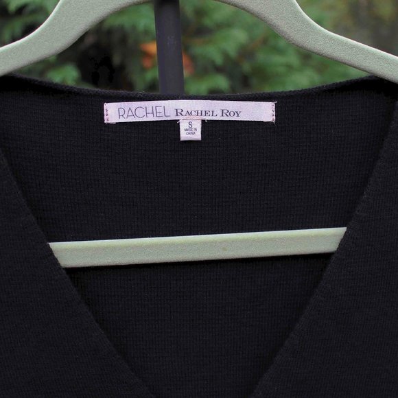 Rachel Roy Wool-Blend Long-Sleeve Cold Shoulder Sweater with Side Slits NWT - Picture 2 of 3